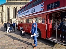 Den s ambasádou představuje britskou kulturu i humor