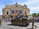 Desetitisíce lidí oslavovaly o víkendu osvobození Plzně a vzdaly hold americkým veteránům. Městem projel Konvoj svobody