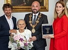 Dětská lékařka Jiřina Křížková převzala Cenu 1. června