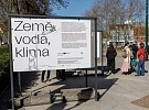 Výstava Země, voda, klima ukazuje U Zvonu, jak dětem pomoci poznávat přírodu