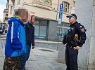 Procházka městem skončila pro ženu na policejním oddělení