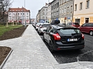 Na opravené Husovo náměstí v Plzni se vrací běžný provoz