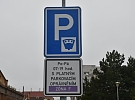 Parkovací zóna F se rozšíří o ulice Břeňkovu, Na Vršíčkách a část Borské